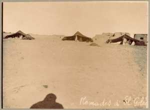 Nomades d' El Goléa [Point final de la colonne du Tidikelt du commandant d'Eu : séjour du 14 au 17 mai 1900'] (Image de propagande coloniale)