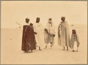 Nomades [hommes et enfants] (Image de propagande coloniale)