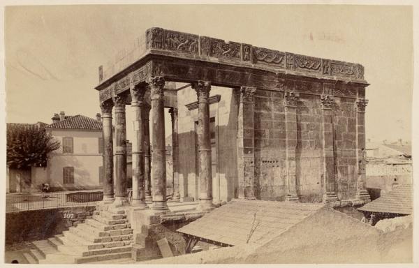 [Temple de Minerve à Tebessa] (Image de propagande coloniale)