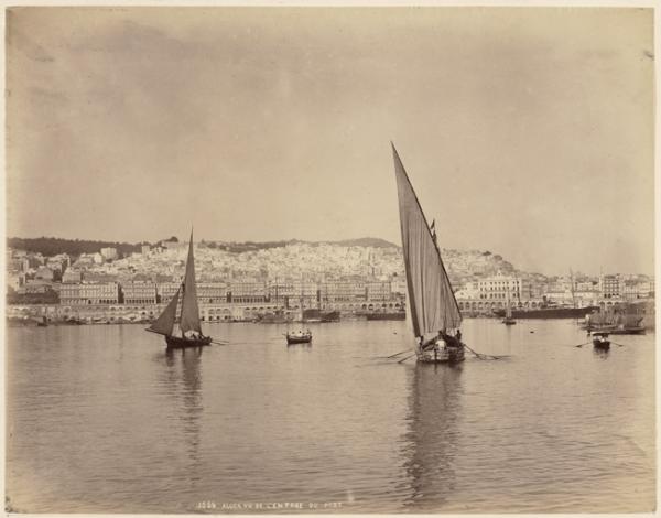 Alger vue de l'entrée du port (Image de propagande coloniale)