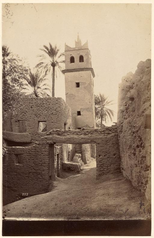 [Biskra. Mosquée] (Image de propagande coloniale)