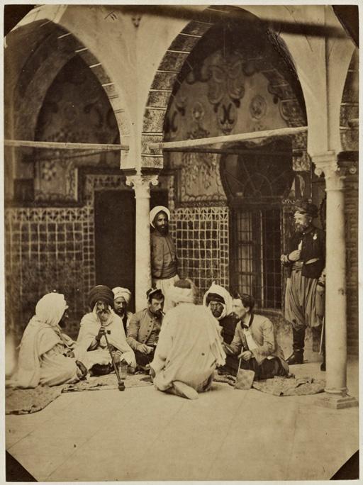 Chefs arabes et officiers du bureau arabe (Image de propagande coloniale)