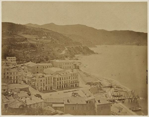 Philippeville et Stora. Vue prise de la bibliothèque militaire (Image de propagande coloniale)