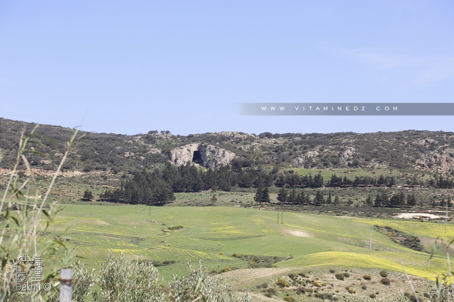 Grottes dans les montagnes de Djebala