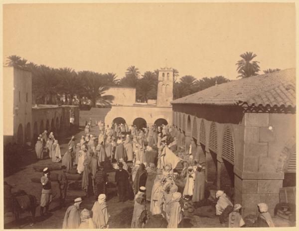 Marché à Biskra (Image de propagande coloniale)