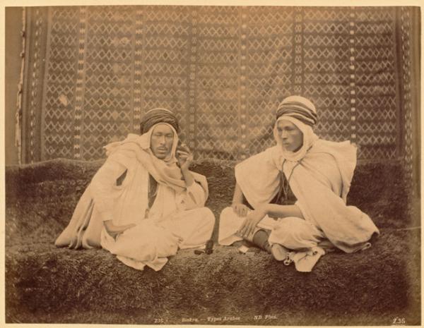 Biskra. Types arabes (Image de propagande coloniale)