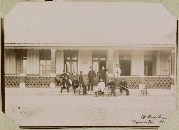 El Aricha. [Groupe de militaires] (Image de propagande coloniale)