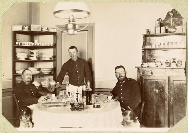 El Aricha. Popote des Indépendants (Image de propagande coloniale)