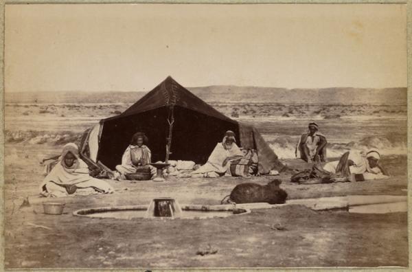 Puits artésien (Image de propagande coloniale)