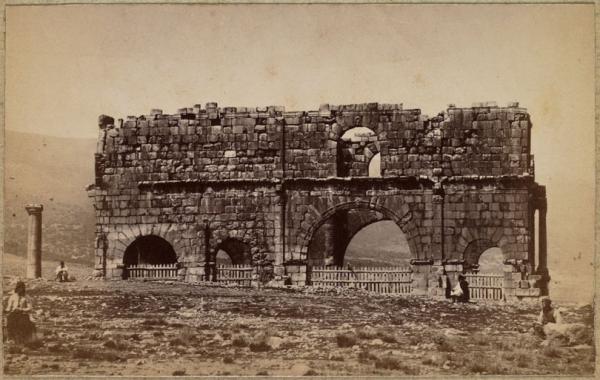 Le prétorium de Lambèse (Image de propagande coloniale)