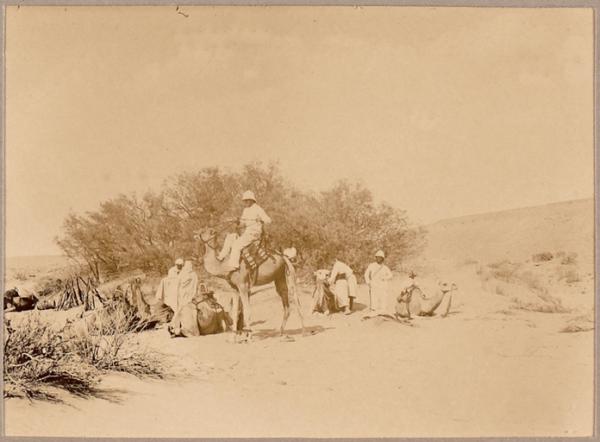 Pied à terre [Officier méhariste] (Image de propagande coloniale)