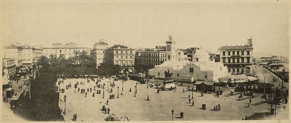 [Alger]. Place du gouvernement. (Image de propagande coloniale)