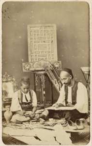 [Scène d'apprentissage] (Image de propagande coloniale)