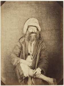 Bechtob, pêcheur coulougli (Alger] (Image de propagande coloniale)