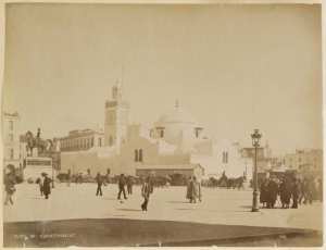 Alger, place du gouvernement (Image de propagande coloniale)
