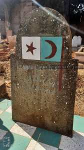 Pierre tombale au cimetière Moulay Mustpha de Temouchent