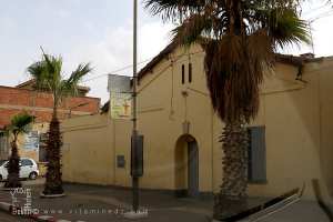 Ancienne maison coloniale à Oued Tlelat