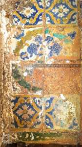Anciens carreaux de faïence au Mausolée de Sidi Boumediene (Tlemcen)