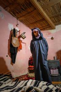 La Djellaba habit indispensable au froid des steppes des hauts plateaux algériens