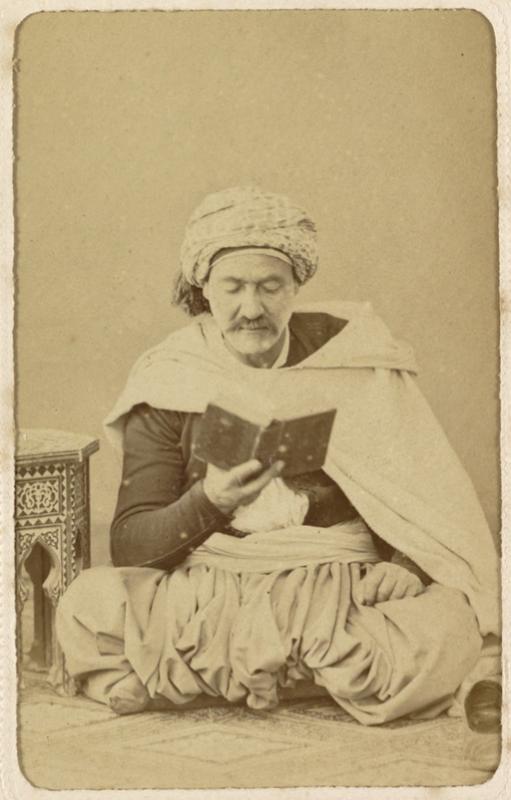 [Vieil homme] (Image de propagande coloniale)