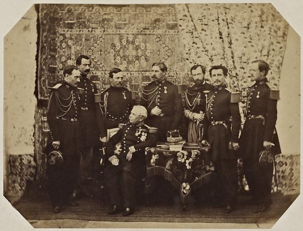 S.E.[Son Excellence] le maréchal comte Randon, gouverneur général de l'Algérie et son état-major (Image de propagande coloniale)