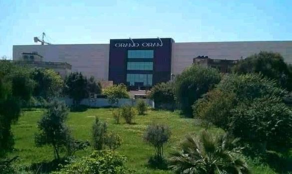 آخـر اللمسات قبـل افتتـاح اكبـر مركـز تجاري في الجزائر و الدول المغاربيـة...