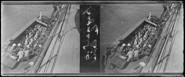 L'embarquement des bagnards sur la Loire à Alger (Image de propagande coloniale)