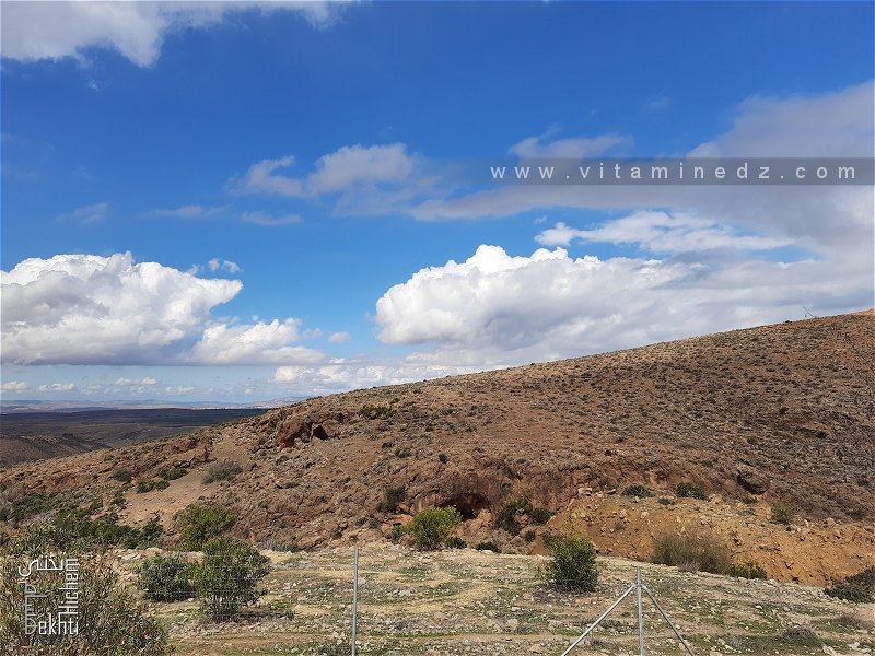 Grottes sur le parcours de Oued Bouhanak (Tlemcen)