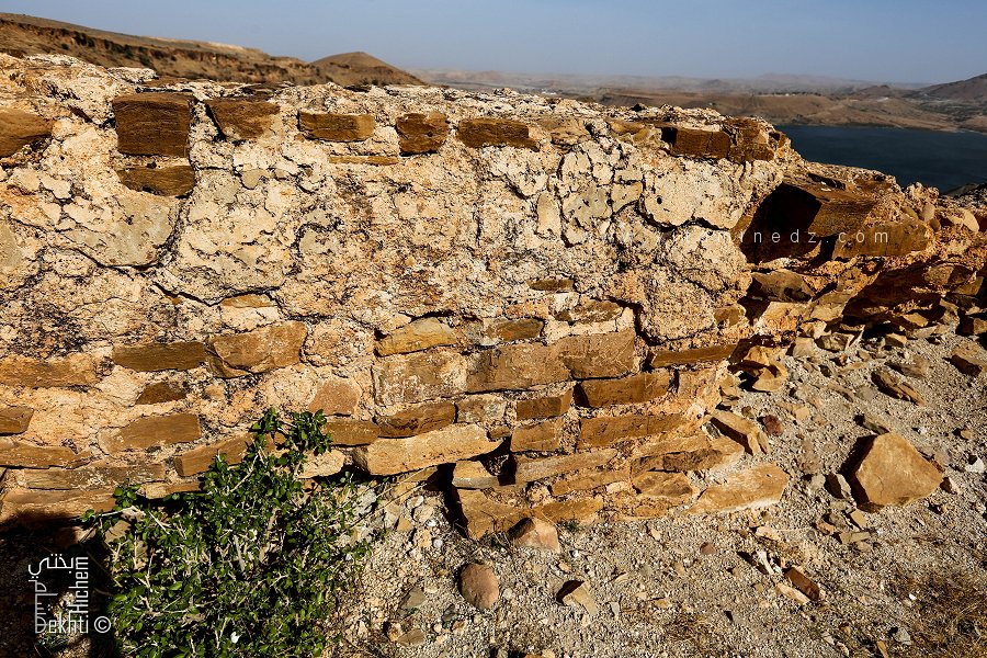 Petit fortin de l'ère romaine construit sur 2 niveaux