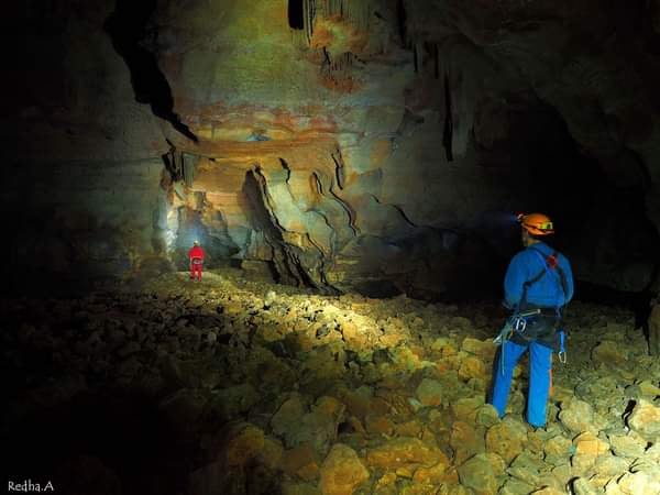 الموقع_السياحي_الطبيعي_المناخي_مغارة_عين_الفوار