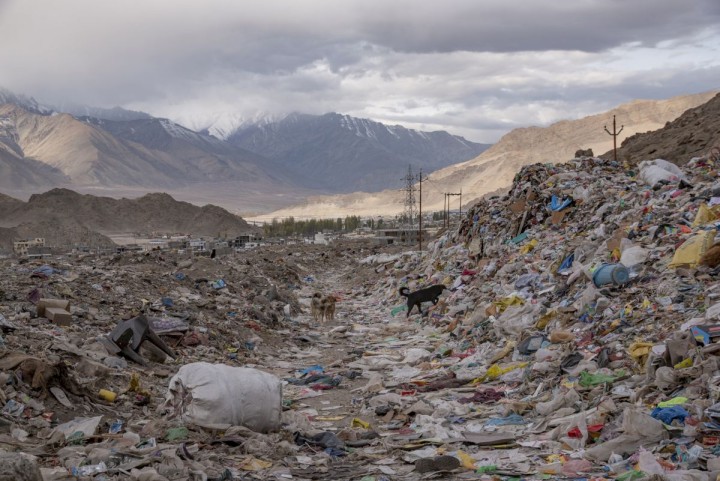 Planète (Inde/Asie) -  Dans l’Himalaya, le tourisme transforme la montagne en poubelle