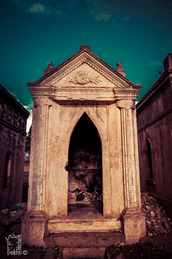 Caveau familial au cimetière chrétien de Hassi Mefsoukh (Ex RENAN)
