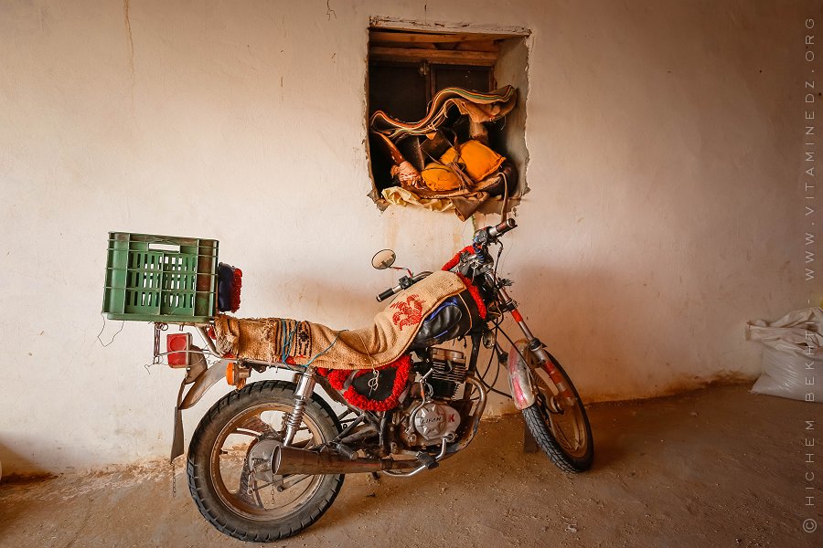 Moto moyen de transport très prisé dans le Sud et hauts plateaux algériens