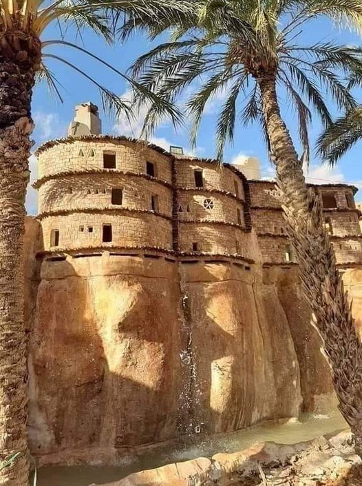 من منطقة الاوراس قلعة هوخريبث بانيان بلدية مشونش بسكرة