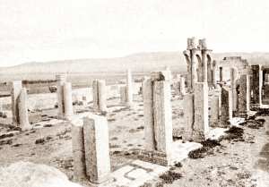 Les colonnes de l'église Sainte Crispine de Tebessa