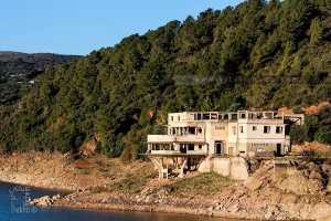 Hôtel abandonné aux abords du Barrage d'El Hamiz (Boumerdes)
