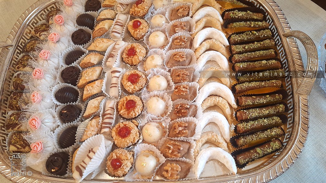 Divers gâteaux aux amendes pour l'aid 2023 (Tlemcen)