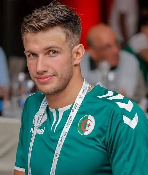 Natation 🏊‍♂️🇩🇿 : LA HONTE !