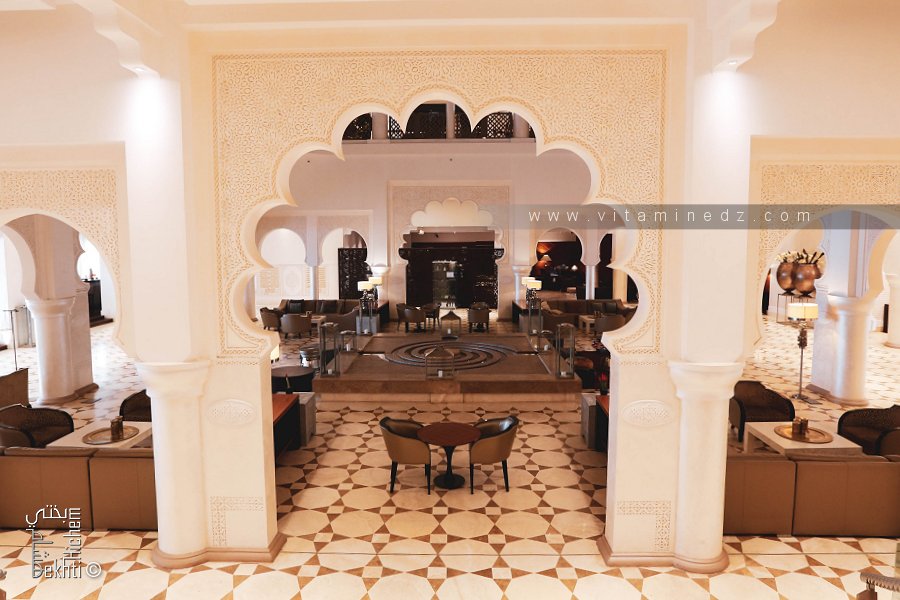 Hall de réception de l'hôtel Renaissance de Tlemcen