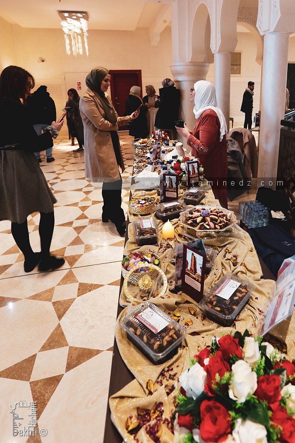 L'Institut français d'Algérie à Tlemcen avait organisé une exposition/vente intitulée 