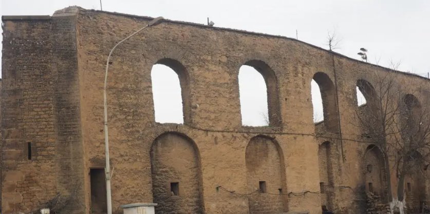 L’aqueduc de Médéa ou Bab Laqwas