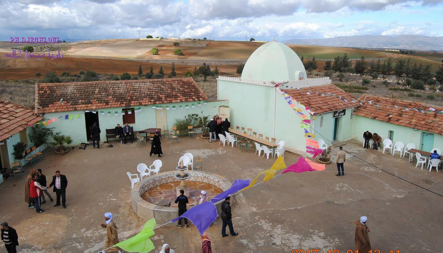 زاوية سيدي خالد البويرة