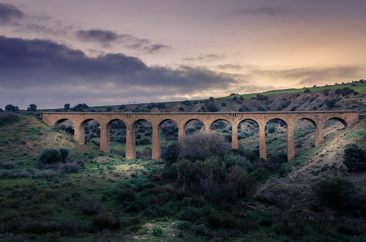 L’aqueduc romain de Sour El Ghozlane (Auzias)