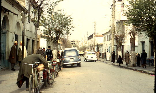 Sour El-Ghozlane, la rue principale en 1971