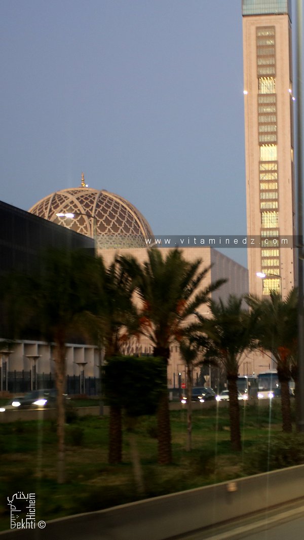 Djamaâ El-Djazaïr (en arabe : جامع الجزائر, en français : « grande mosquée d'Alger »)