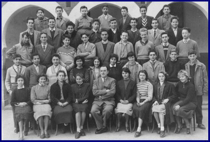 Classe mixte Collège de Slane Tlemcen