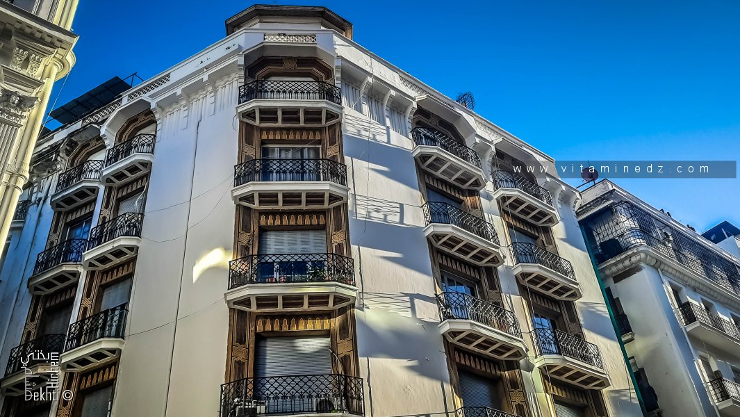 Bel Immeuble Haussmannien rénové à la rue Didouche d'Alger