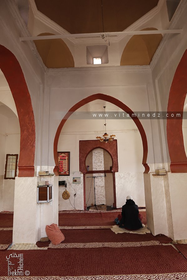 Intérieur de la Mosquée de Ain Taslit d'époque ottomane
