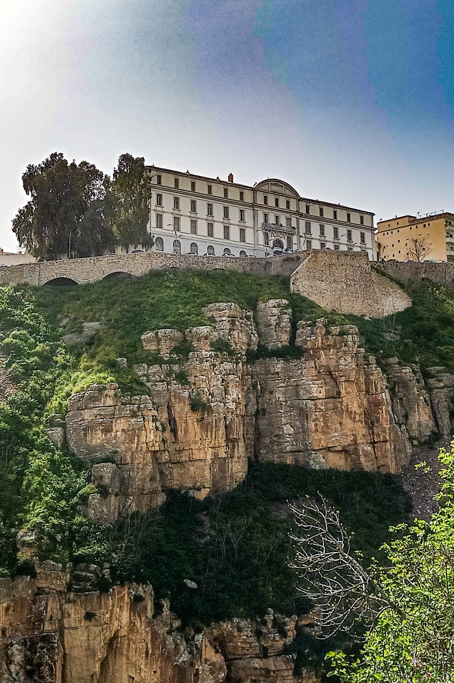 Lycée Rédha Houhou