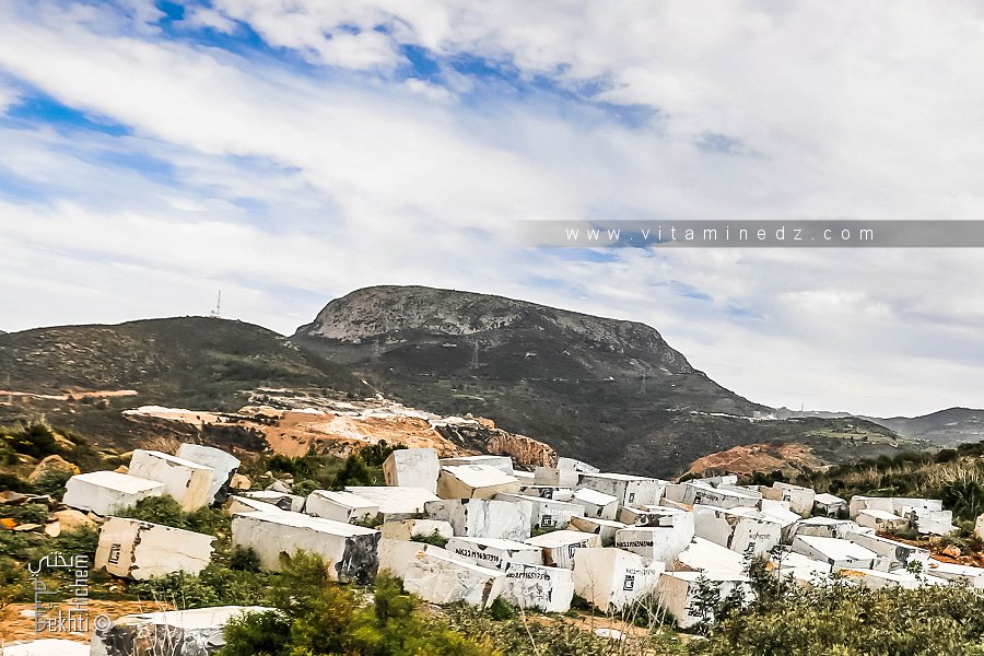 Exploitation de Marbre A Tadjera près de Honaïne